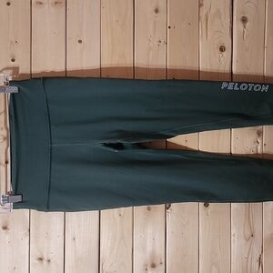 Peloton Move Mission Capri Cropped Cycling Leggings Women’s Size M Olive Green